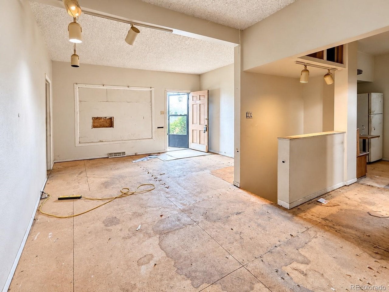 1309 Chester St, Aurora, CO 80010 photo