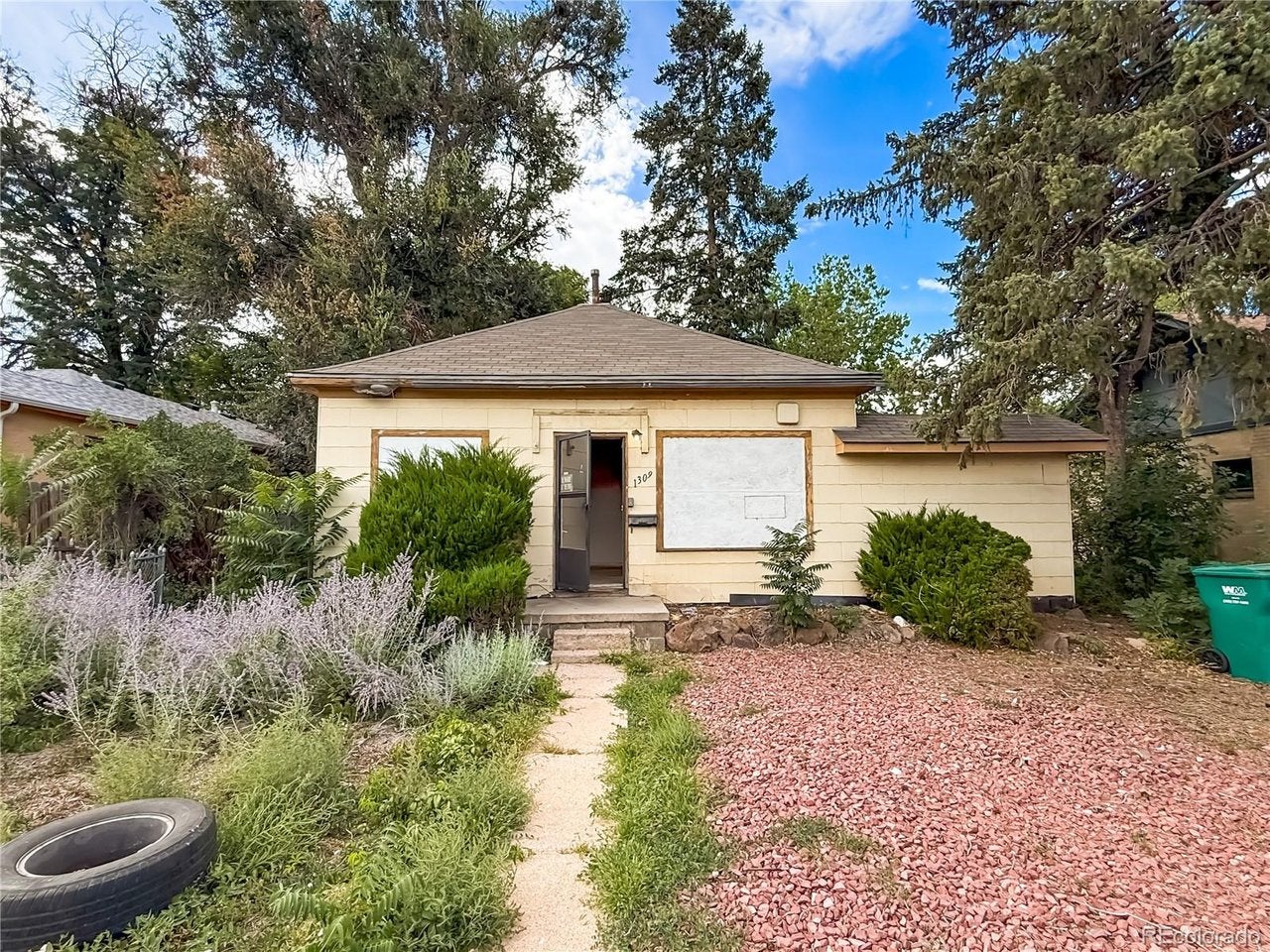 1309 Chester St, Aurora, CO 80010