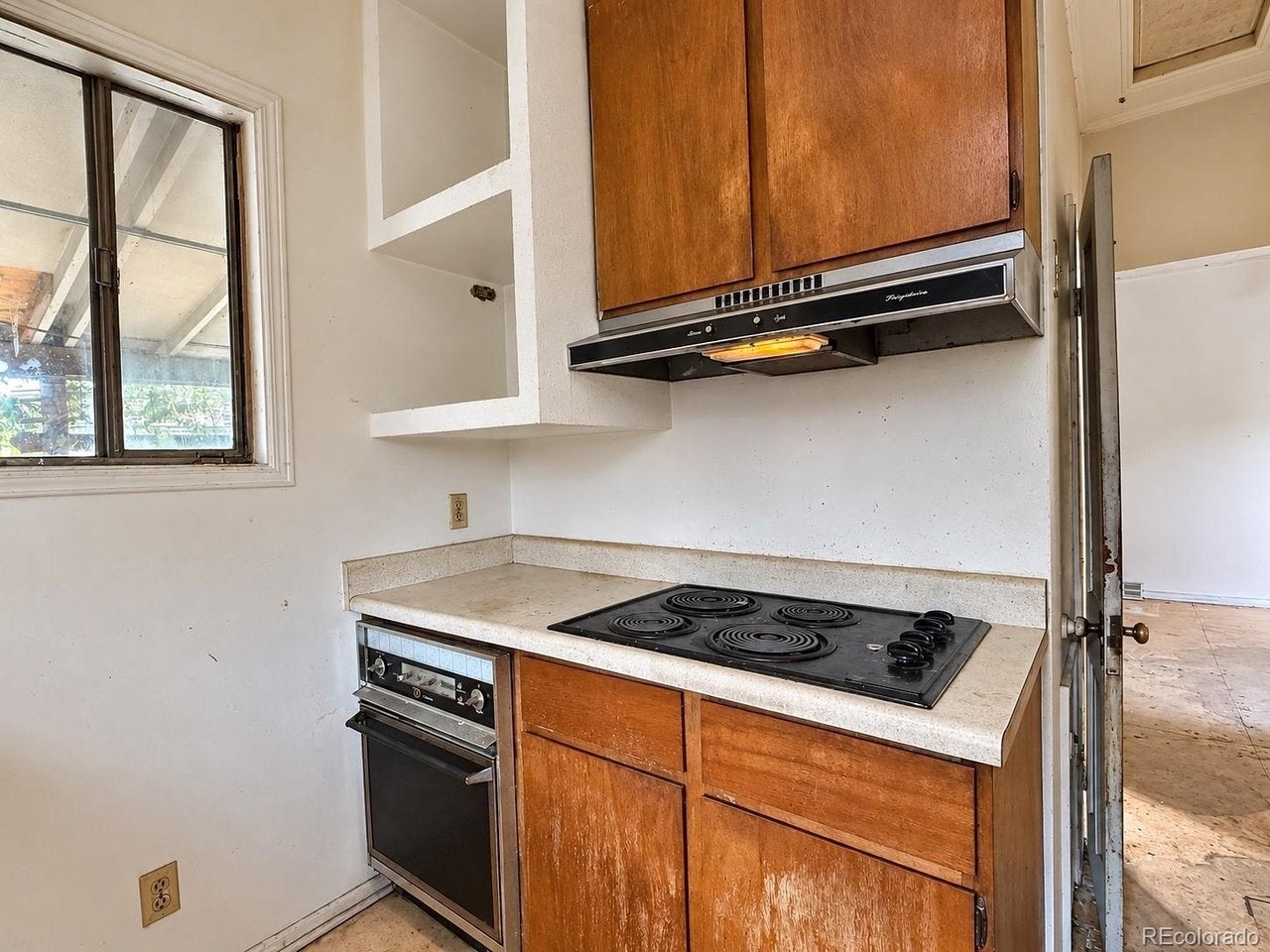 1309 Chester St, Aurora, CO 80010 photo
