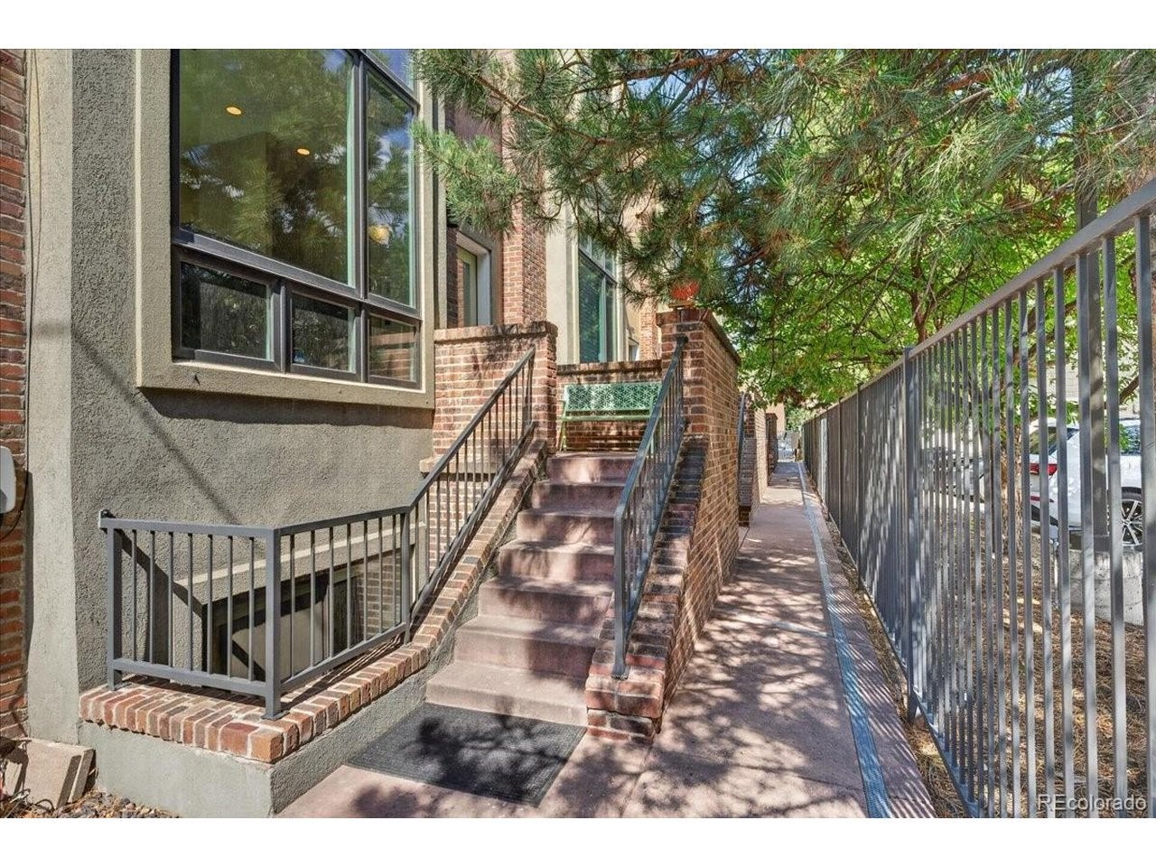 1657 N Franklin St, Denver, CO 80218 photo