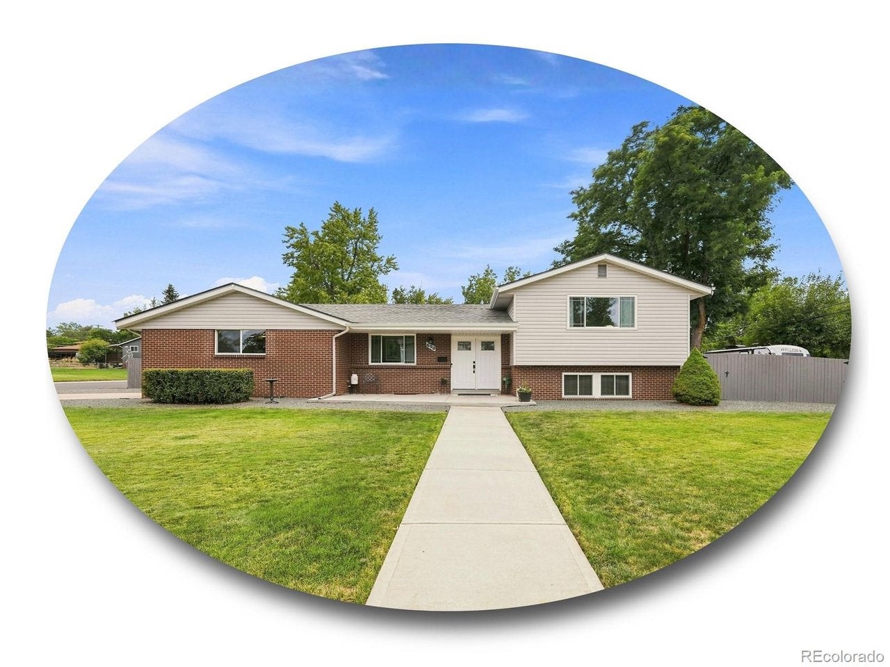 690 Davies Ave, Centennial, CO 80122