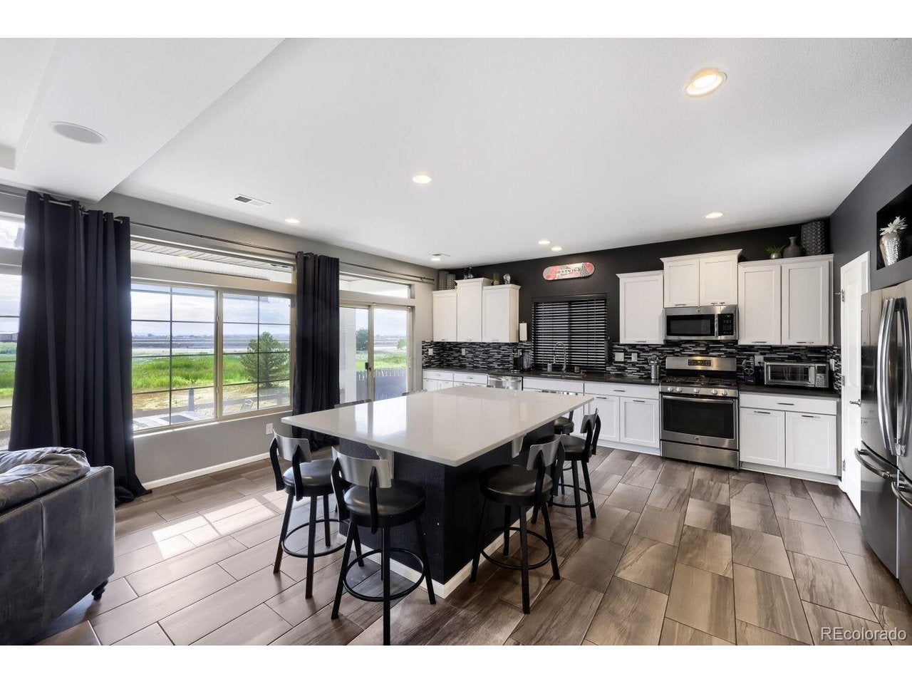 10769 Troy St, Commerce City, CO 80022 photo