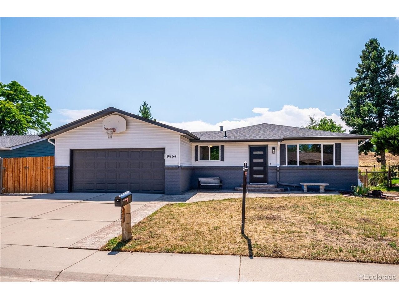 9864 Maryland Dr, Lakewood, CO 80232