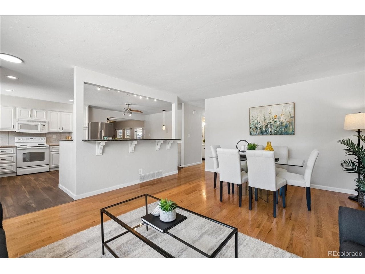 9864 W Maryland Dr, Lakewood, CO 80232 photo