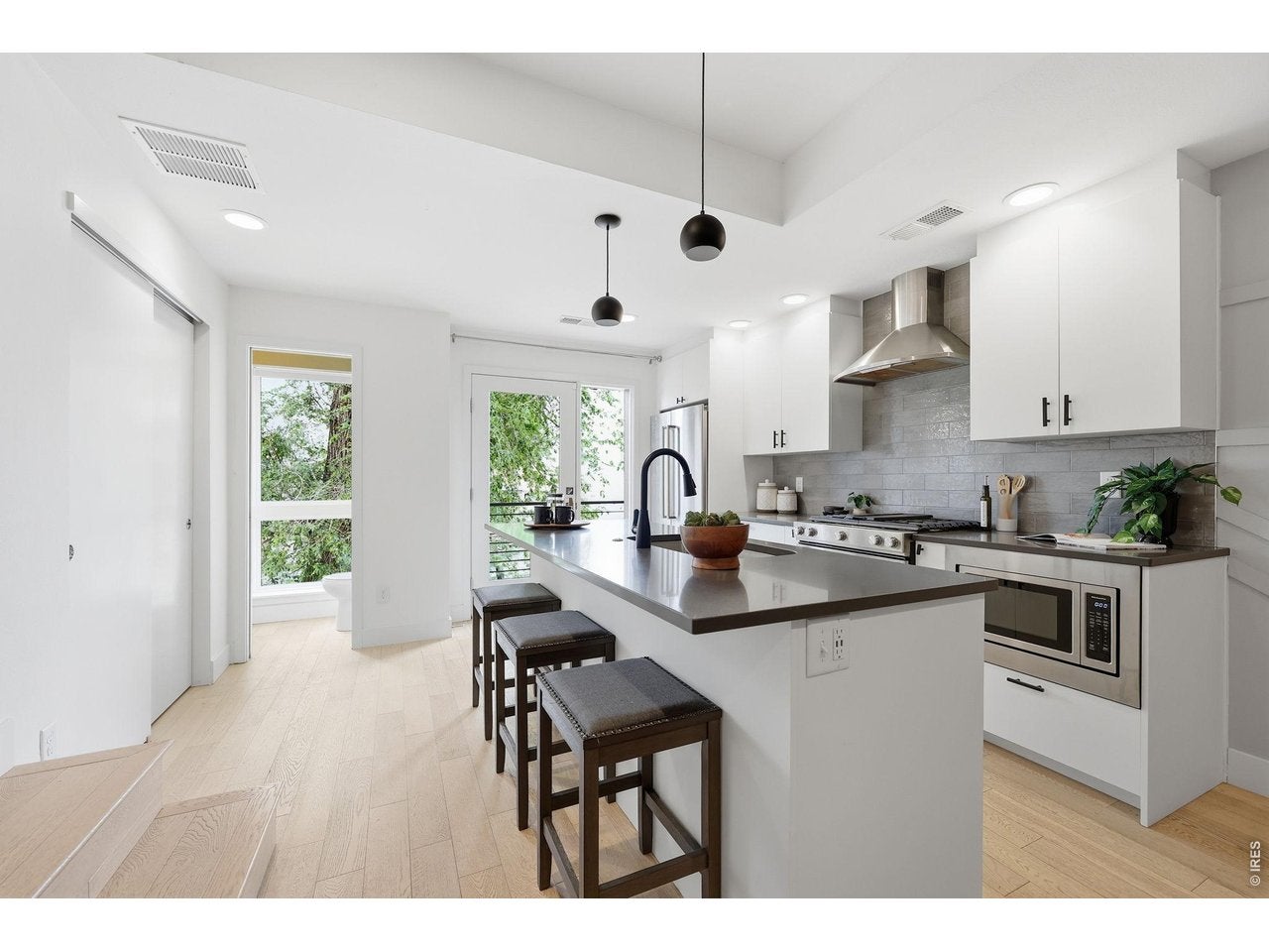 3264 W Conejos Pl, Denver, CO 80204 photo