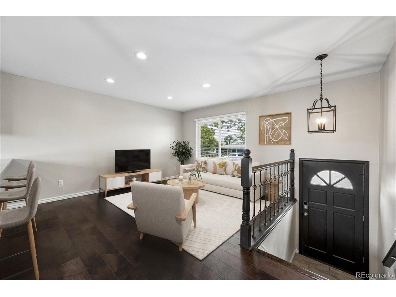 546 Leona Dr, Denver, CO 80221 photo