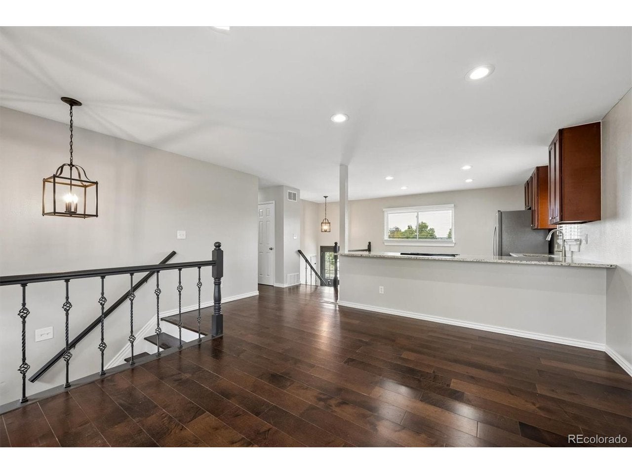 546 Leona Dr, Denver, CO 80221 photo