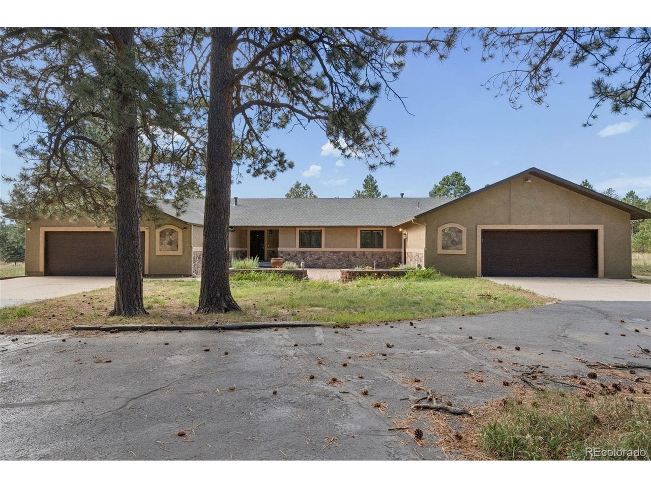 18490 Forest Dr, Monument, CO 80132