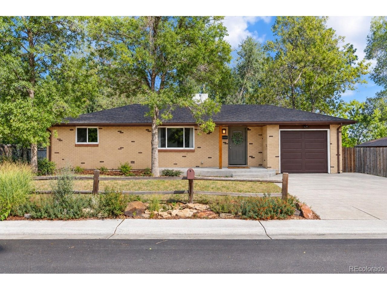 7044 Newland St, Arvada, CO 80003