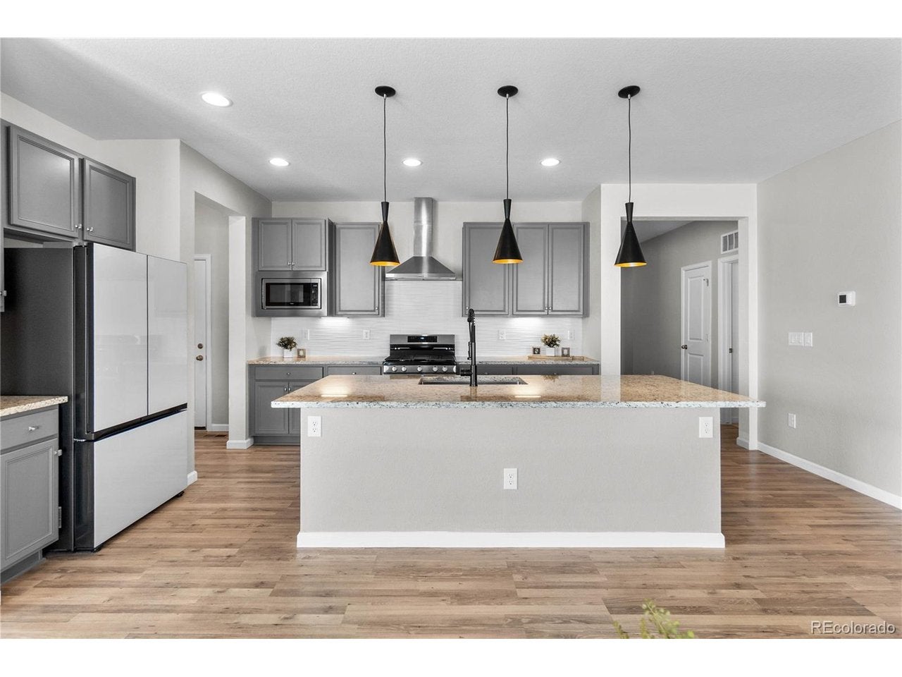 931 Hopkins Dr, Elizabeth, CO 80107