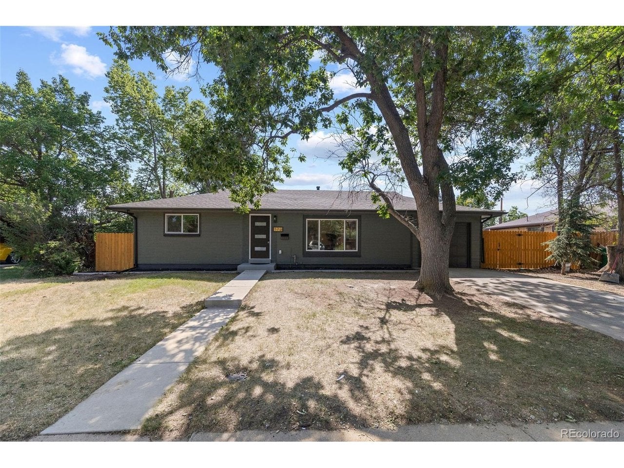 170 Eaton St, Lakewood, CO 80226