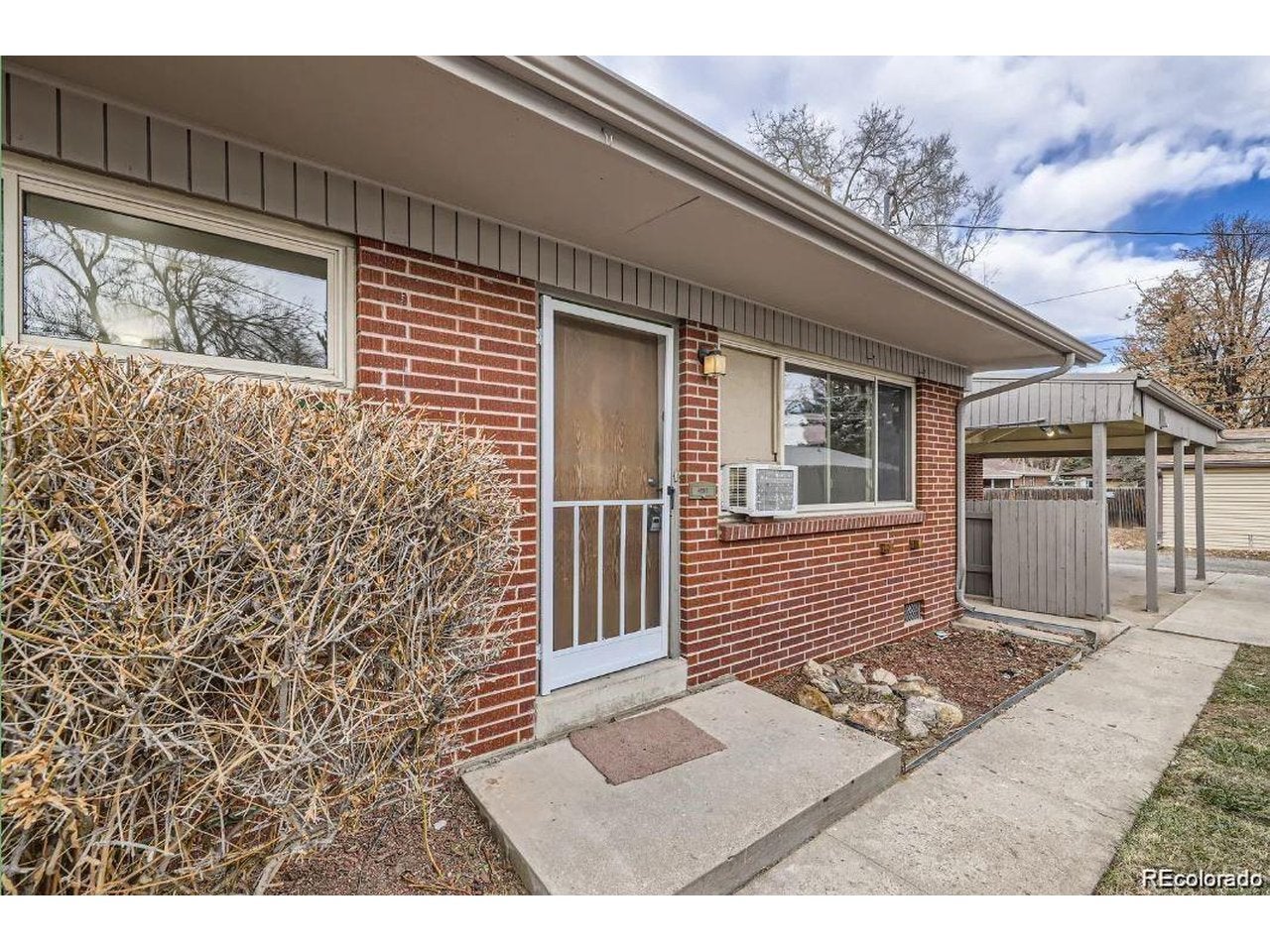 4585 E Yale Ave, Denver, CO 80222 photo