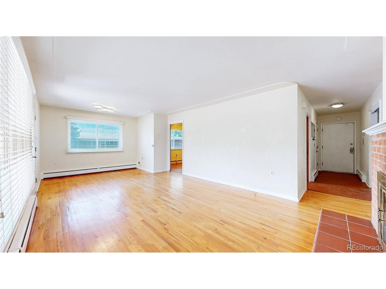 359 Quentin St, Aurora, CO 80011 photo