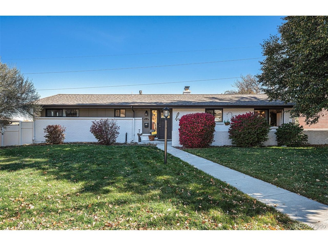 6110 Southwood Dr, Centennial, CO 80121