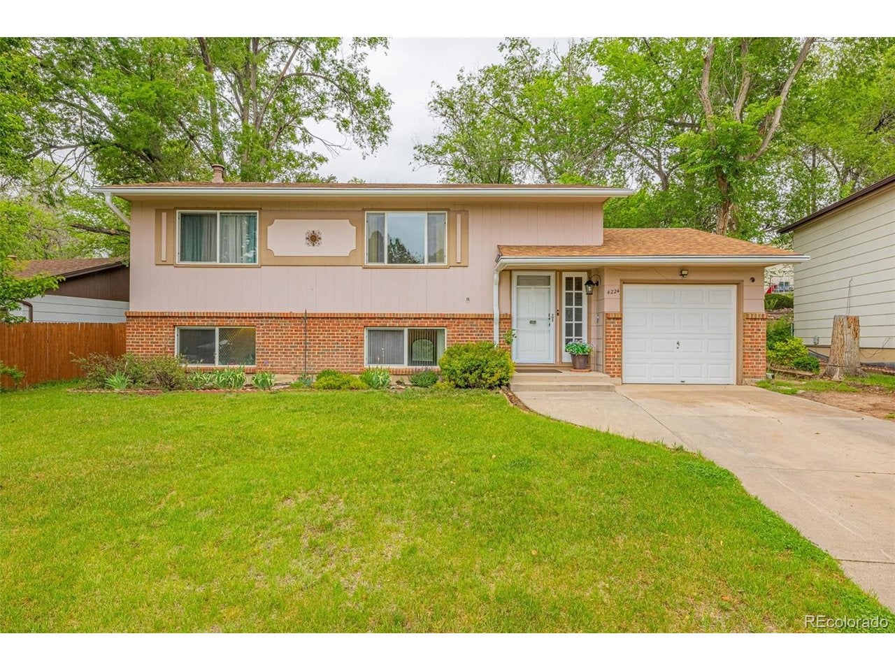 4224 Whittier Dr, Colorado Springs, CO 80910