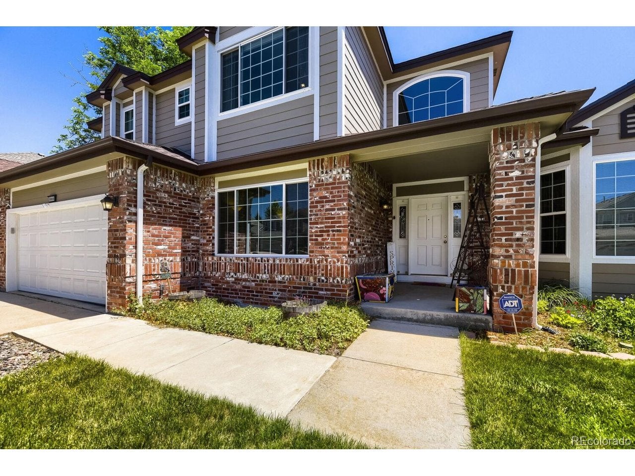 5860 S Espana St, Aurora, CO 80015 photo