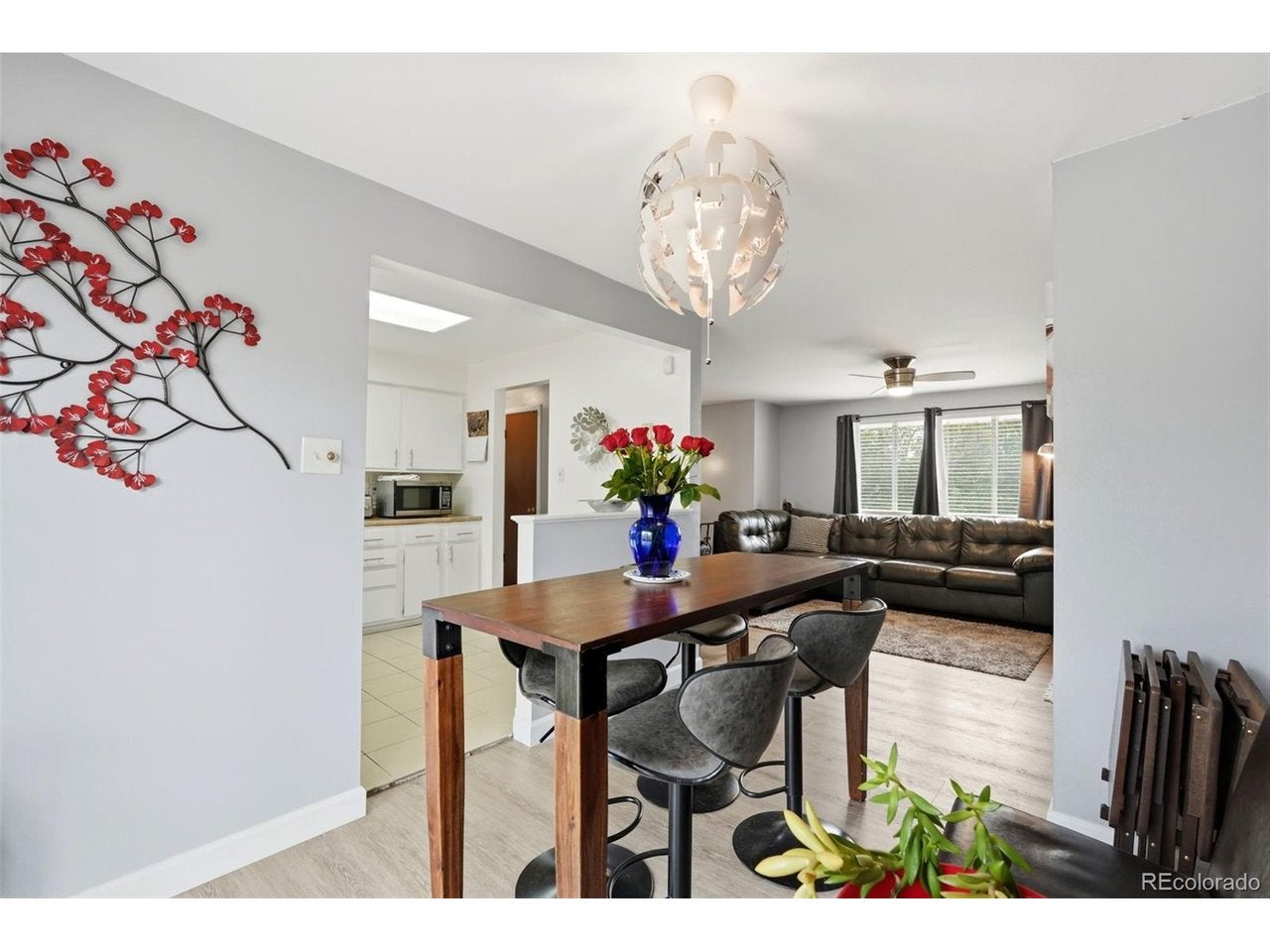 984 S Victor Way, Aurora, CO 80012 photo