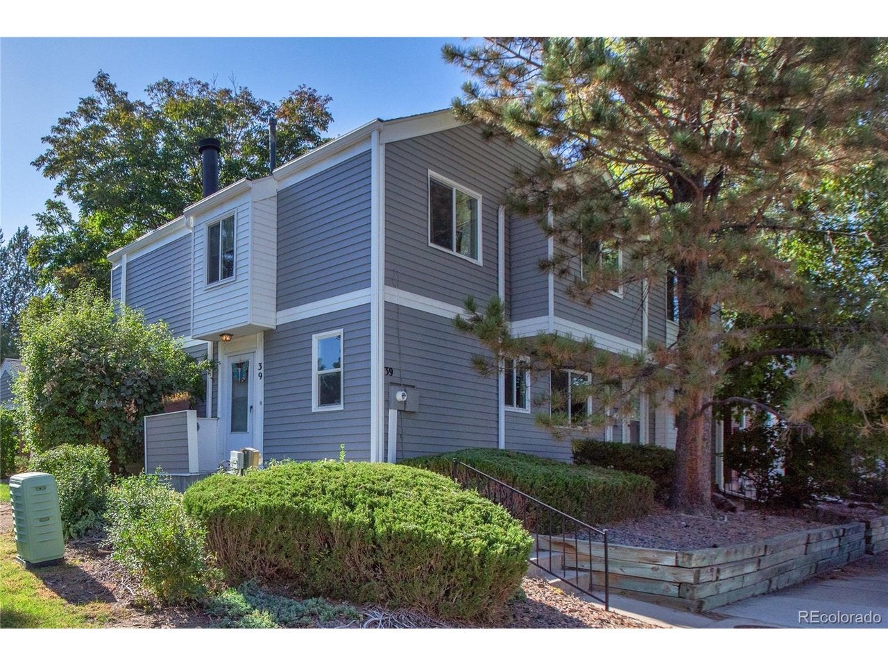 39 Nome St, Aurora, CO 80012