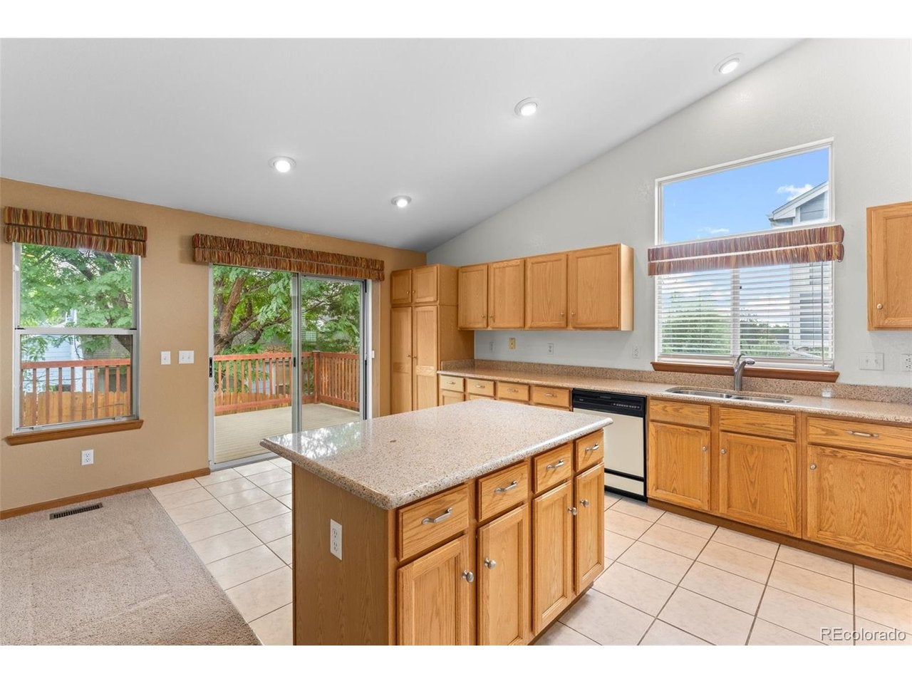 2154 S Waco St, Aurora, CO 80013 photo