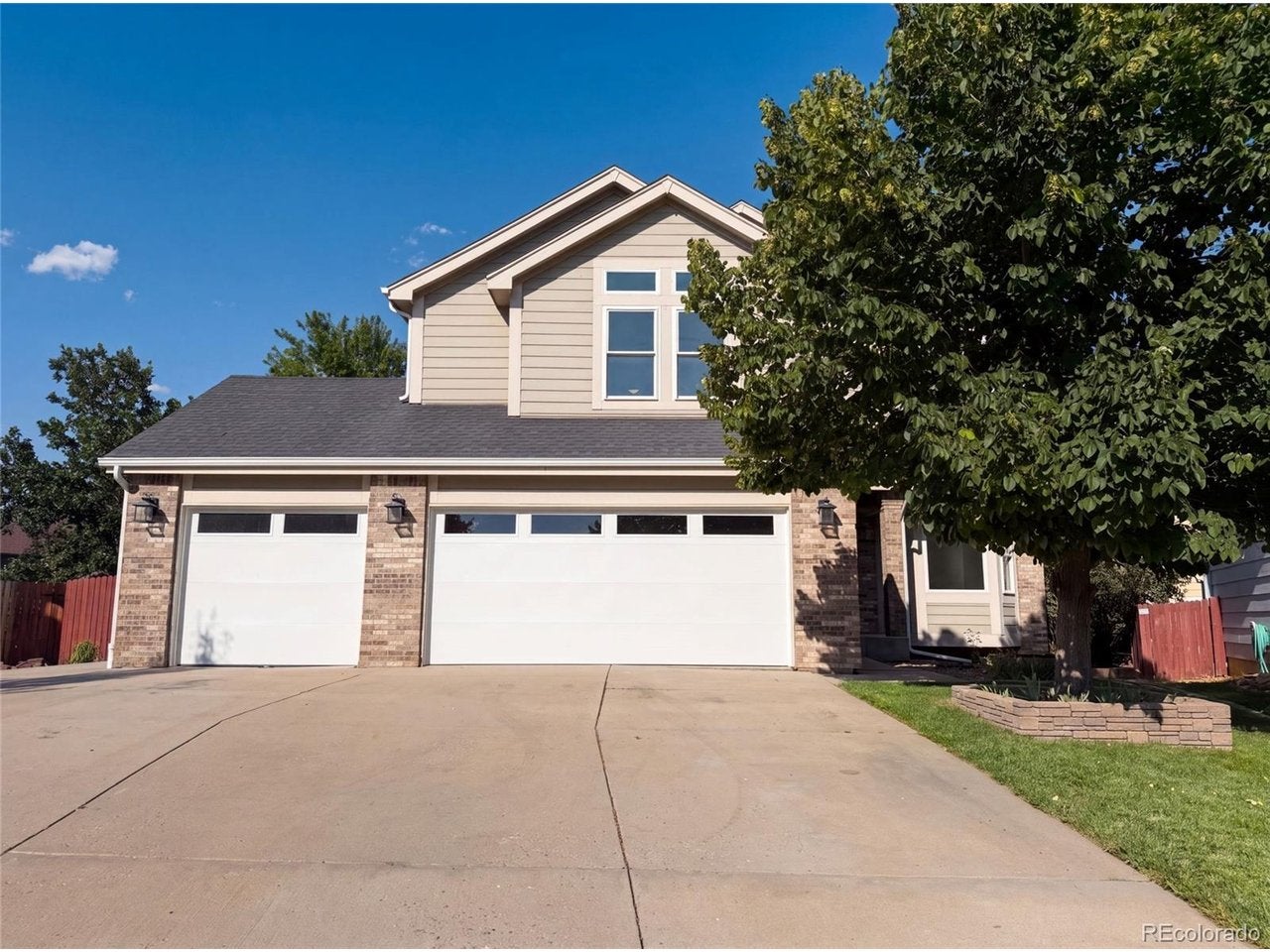 10562 Falcon St, Longmont, CO 80504