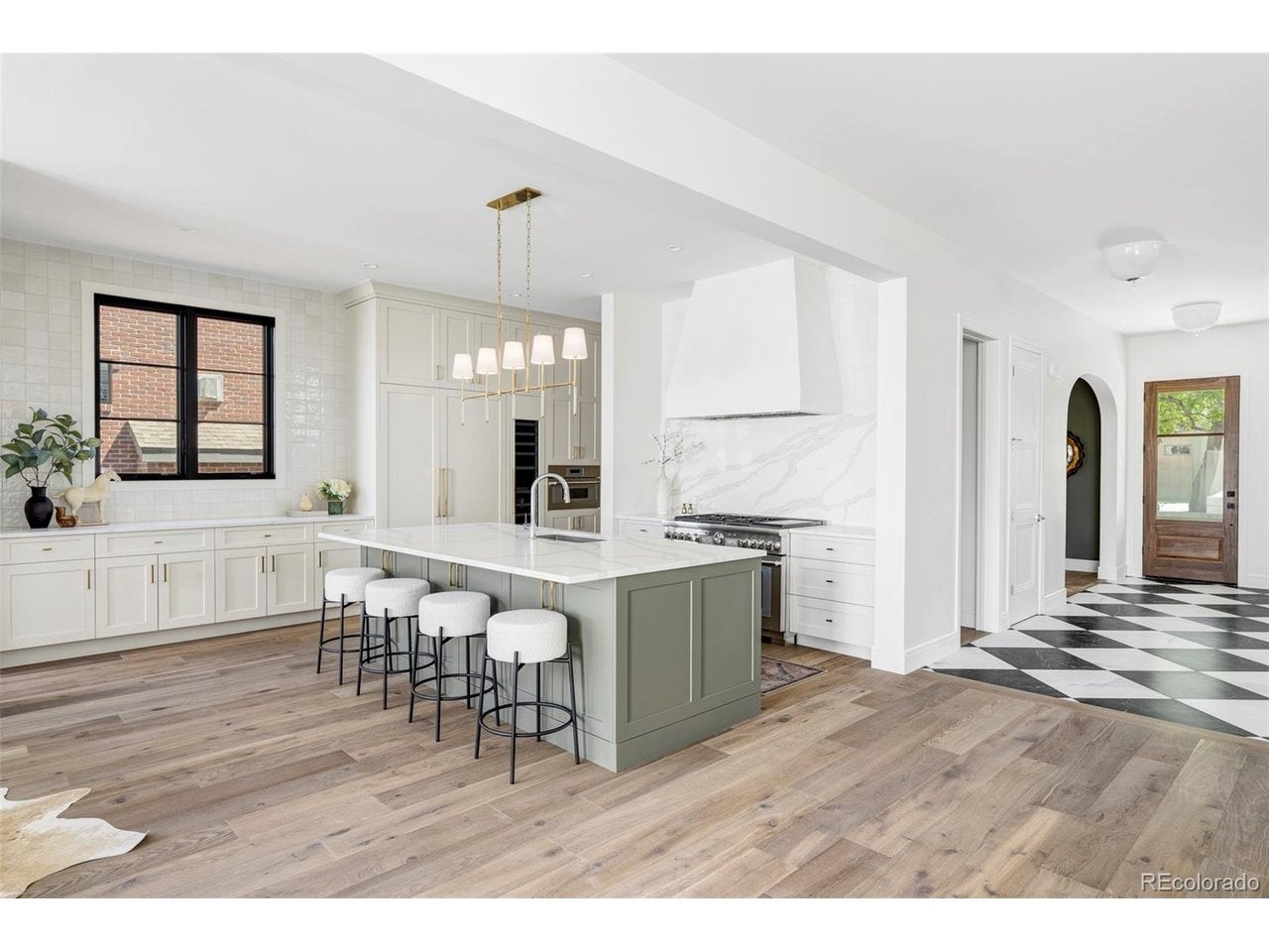 1059 S York St, Denver, CO 80209 photo
