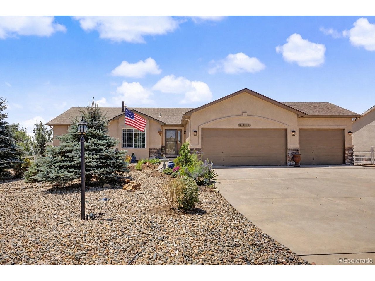 9386 Rockingham Dr, Peyton, CO 80831 photo