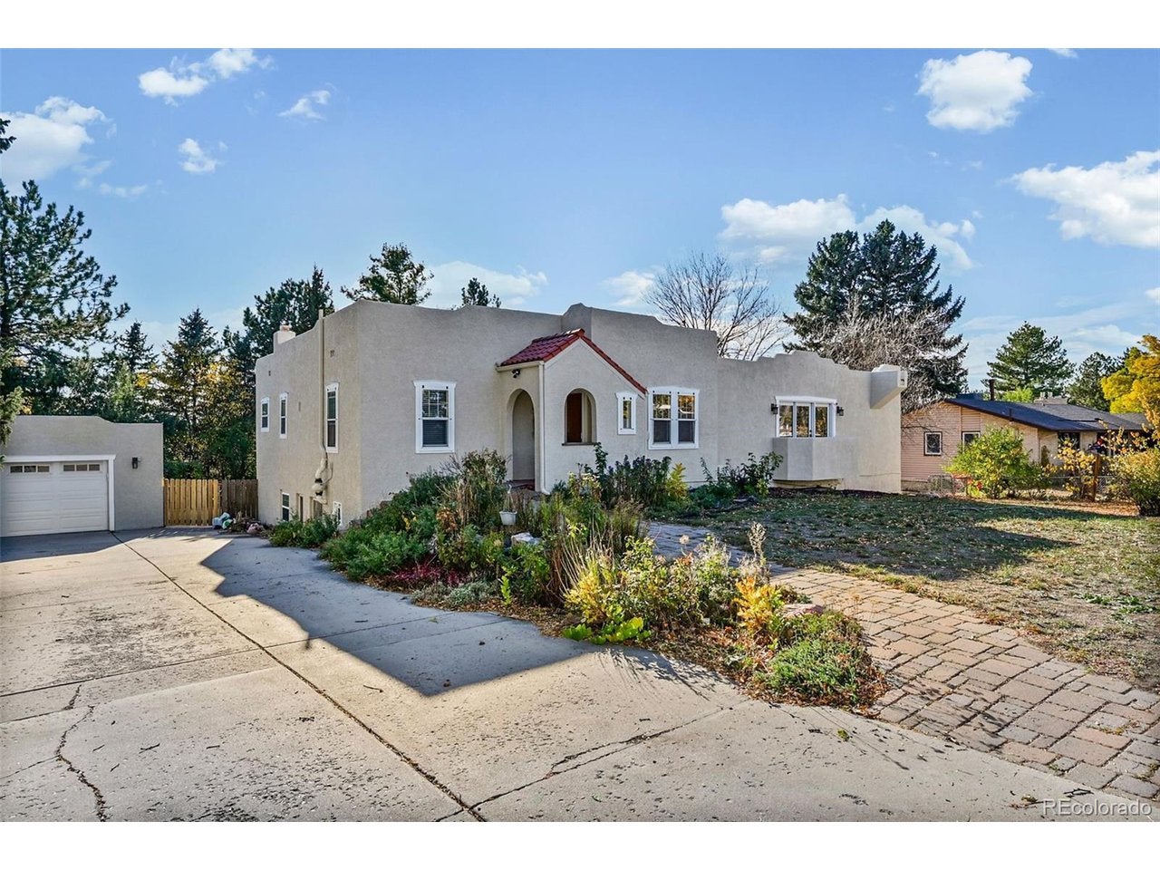 2002 Ridge Rd, Littleton, CO 80120