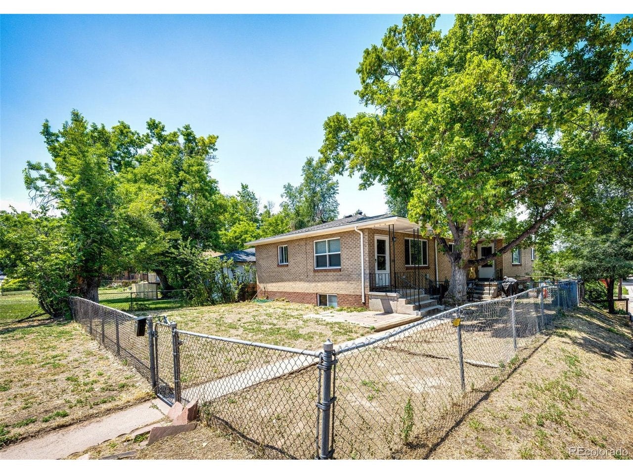 110 Princeton Ave, Englewood, CO 80110