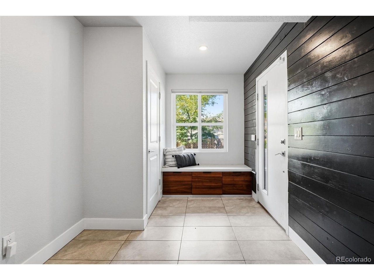 8150 W 10 Ave, Lakewood, CO 80214 photo