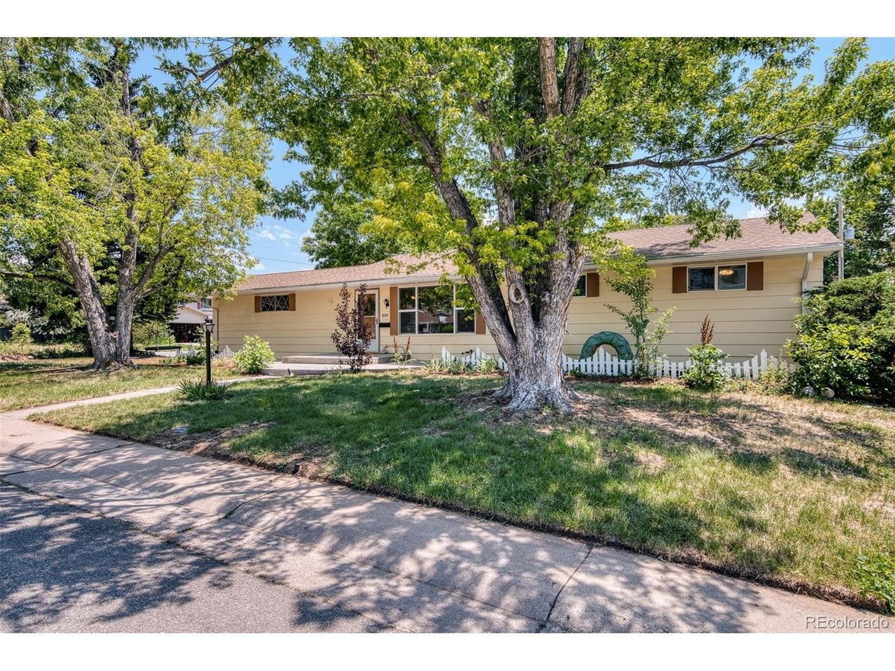 8584 Briarwood Pl, Centennial, CO 80112