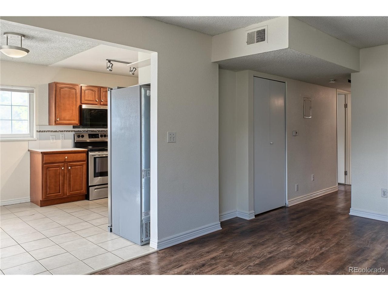 6800 E Tennessee Ave #612, Denver, CO 80224 photo
