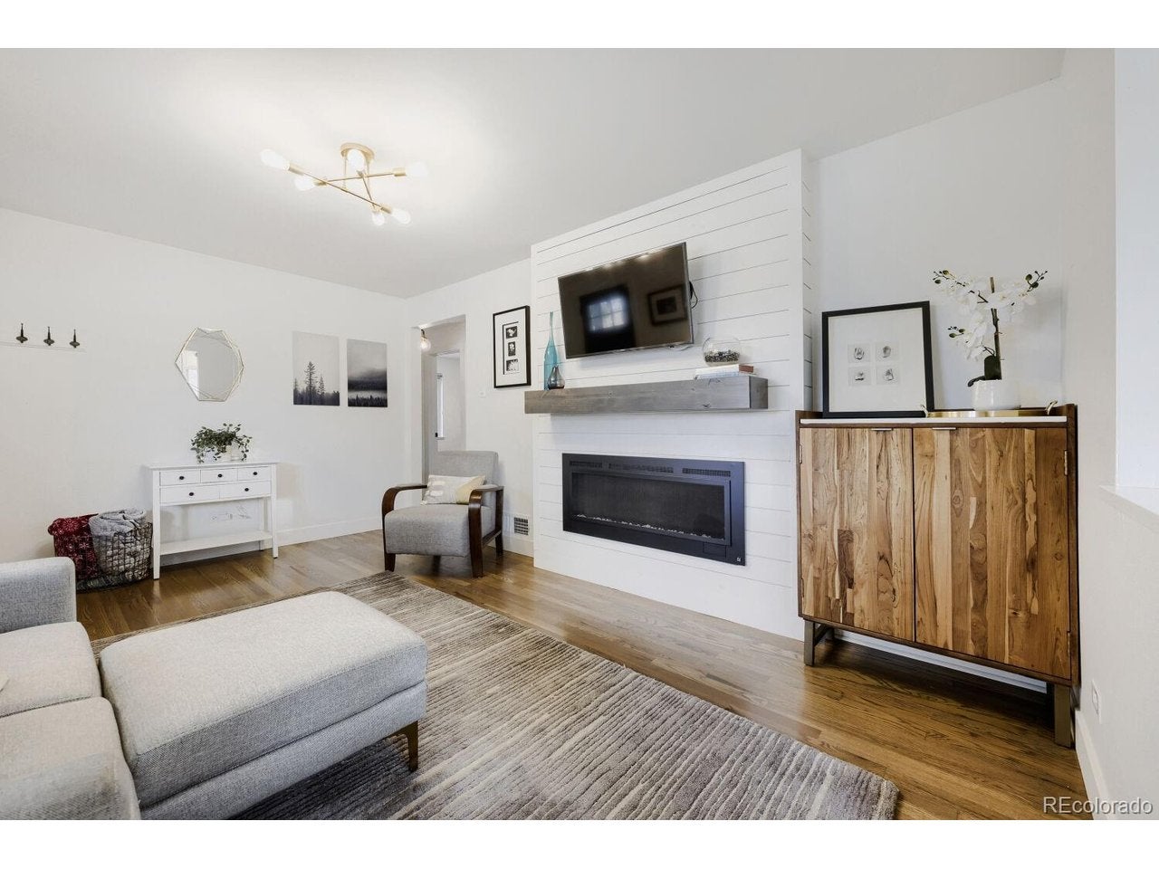2220 Rosemary St, Denver, CO 80207 photo