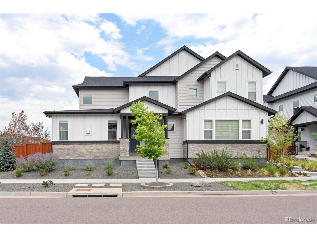 9751 E 62 Dr, Denver, CO 80238 photo