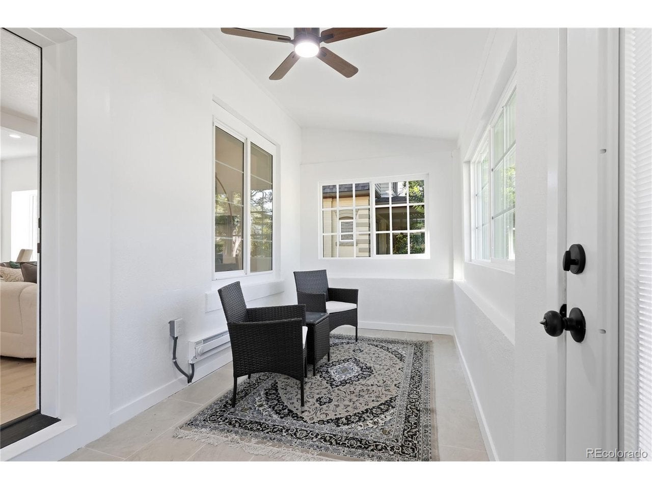 662 S Logan St, Denver, CO 80209 photo