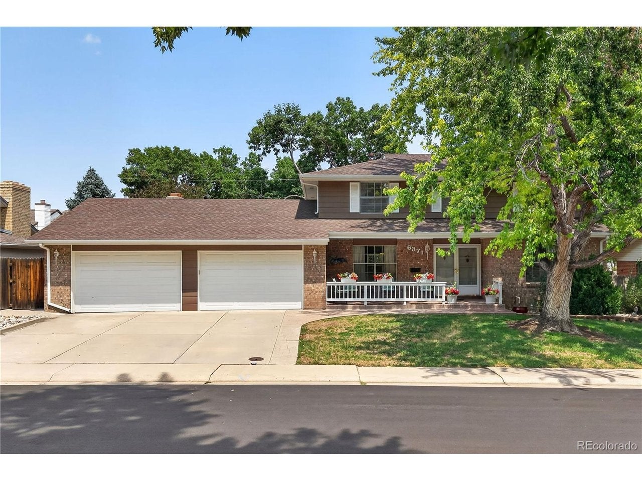 6371 E Dickenson Pl, Denver, CO 80222 photo