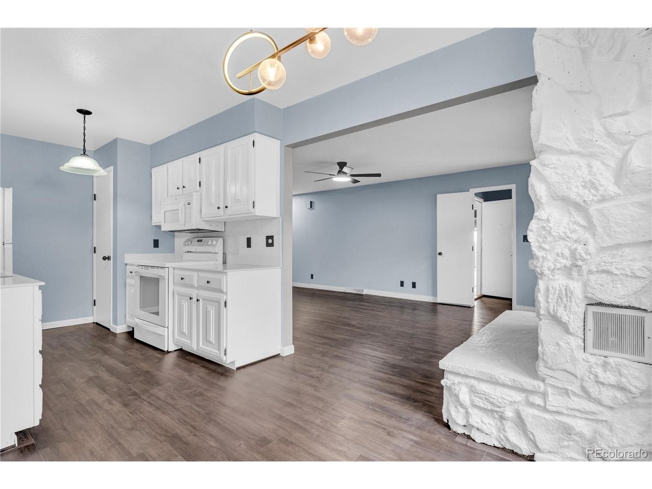9884 Appletree Pl, Thornton, CO 80260 photo
