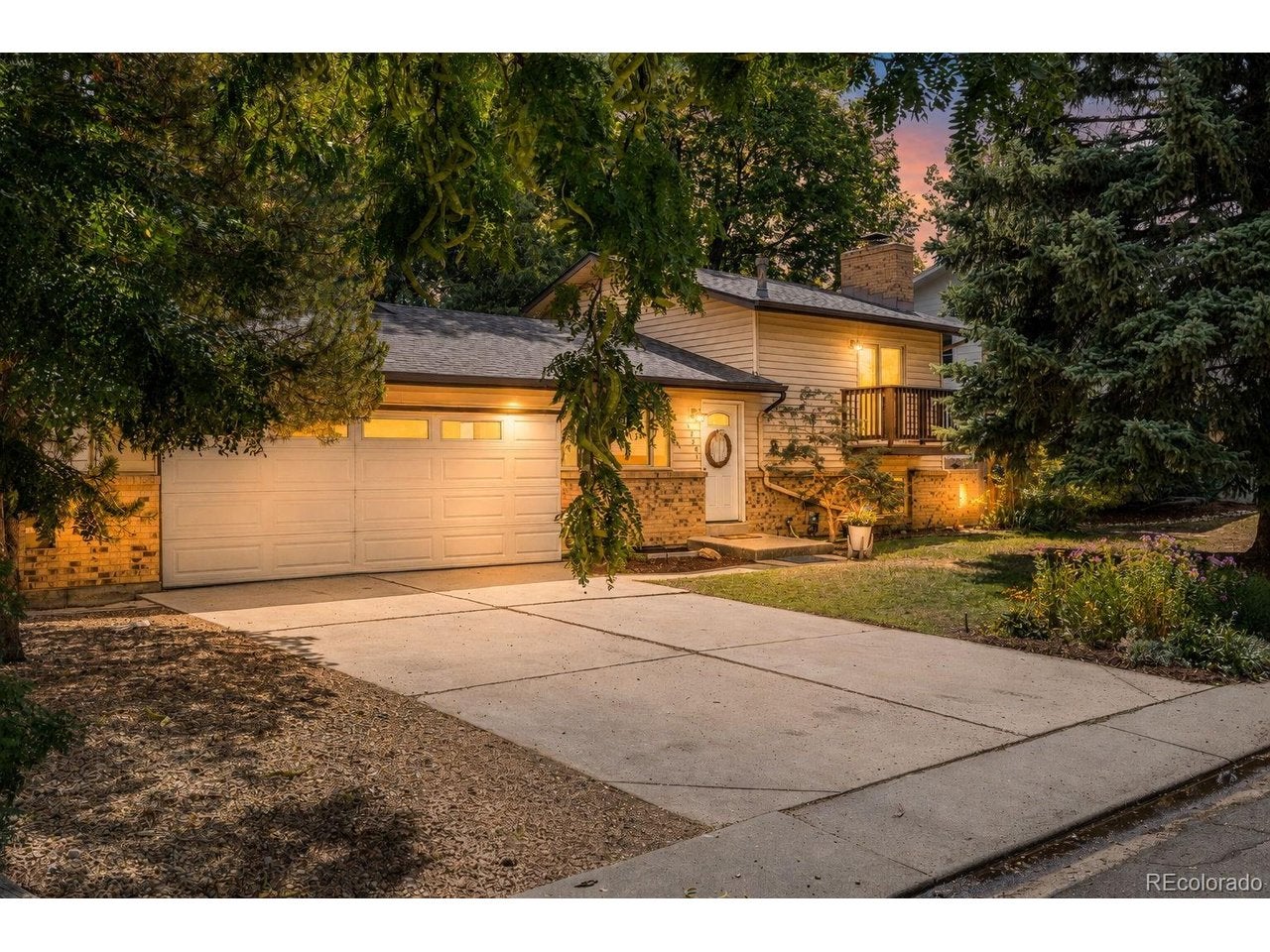 1250 Forum Dr, Lafayette, CO 80026