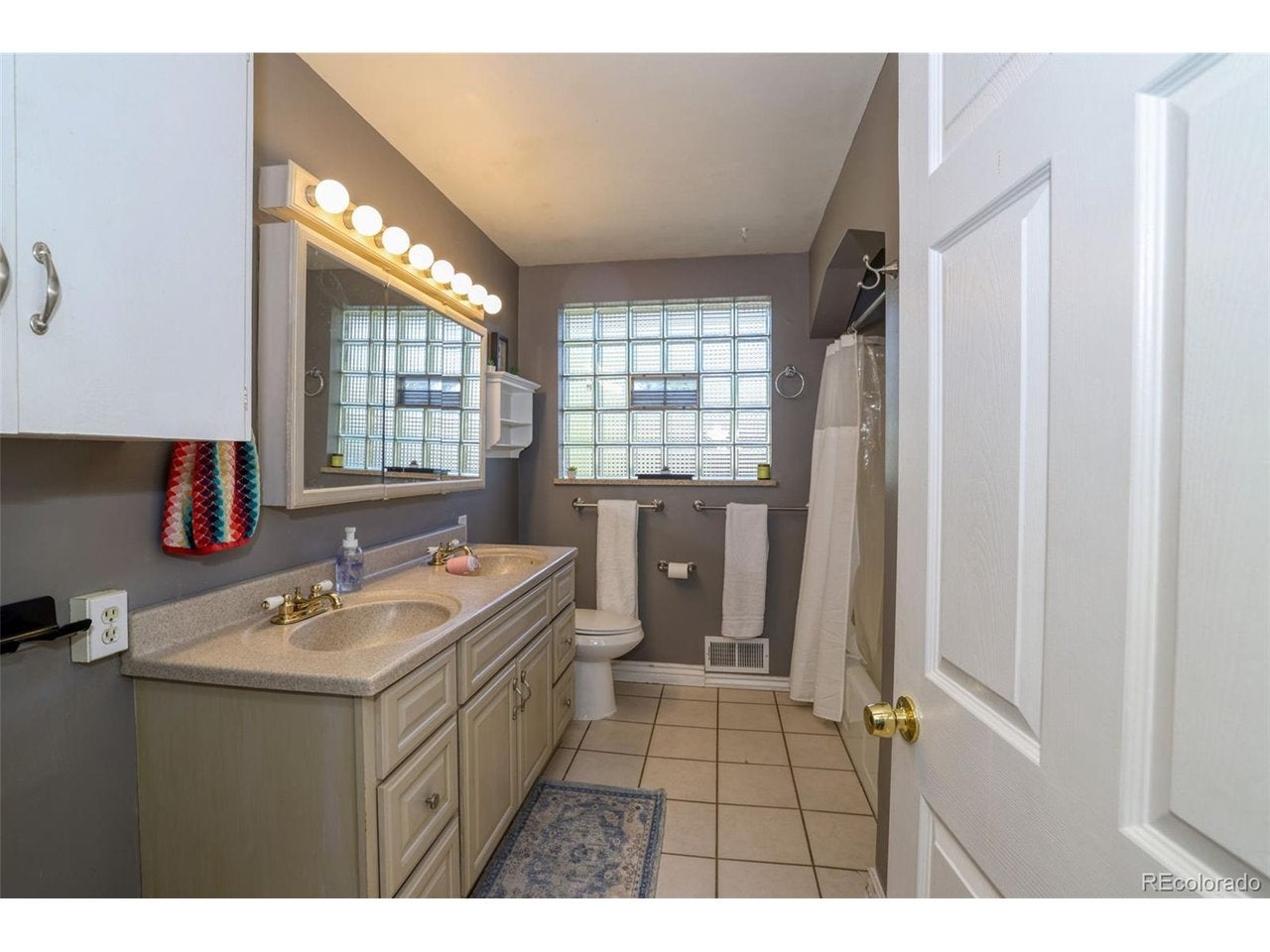 1717 S Clayton St, Denver, CO 80210 photo