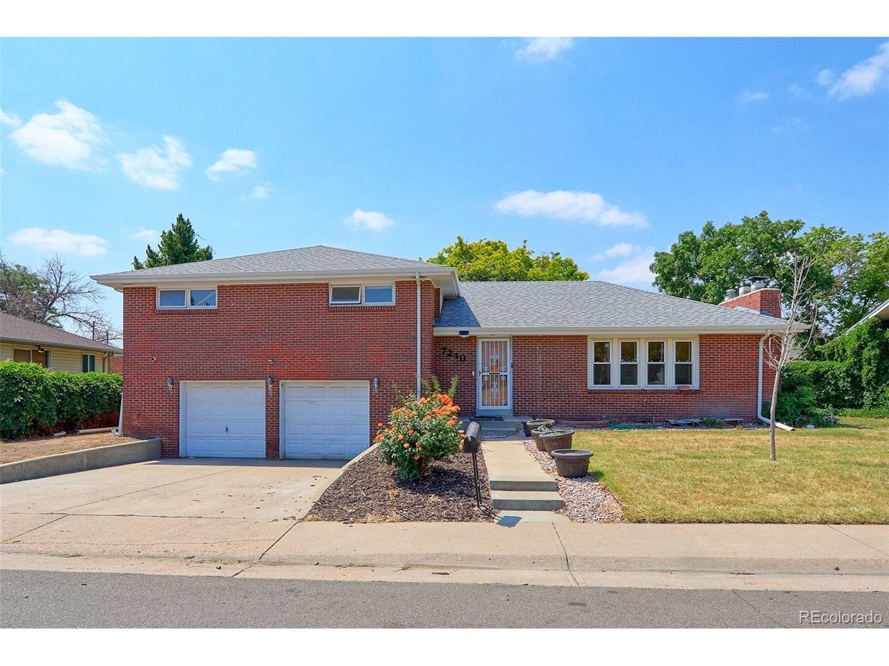 7240 72 Pl, Commerce City, CO 80022