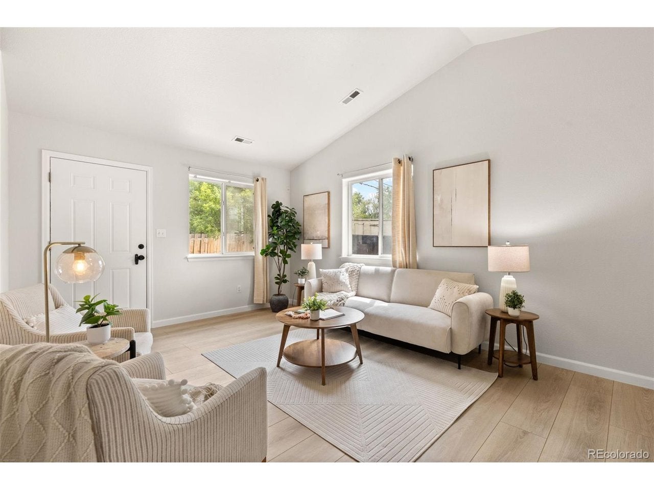 879 Newton St, Denver, CO 80219