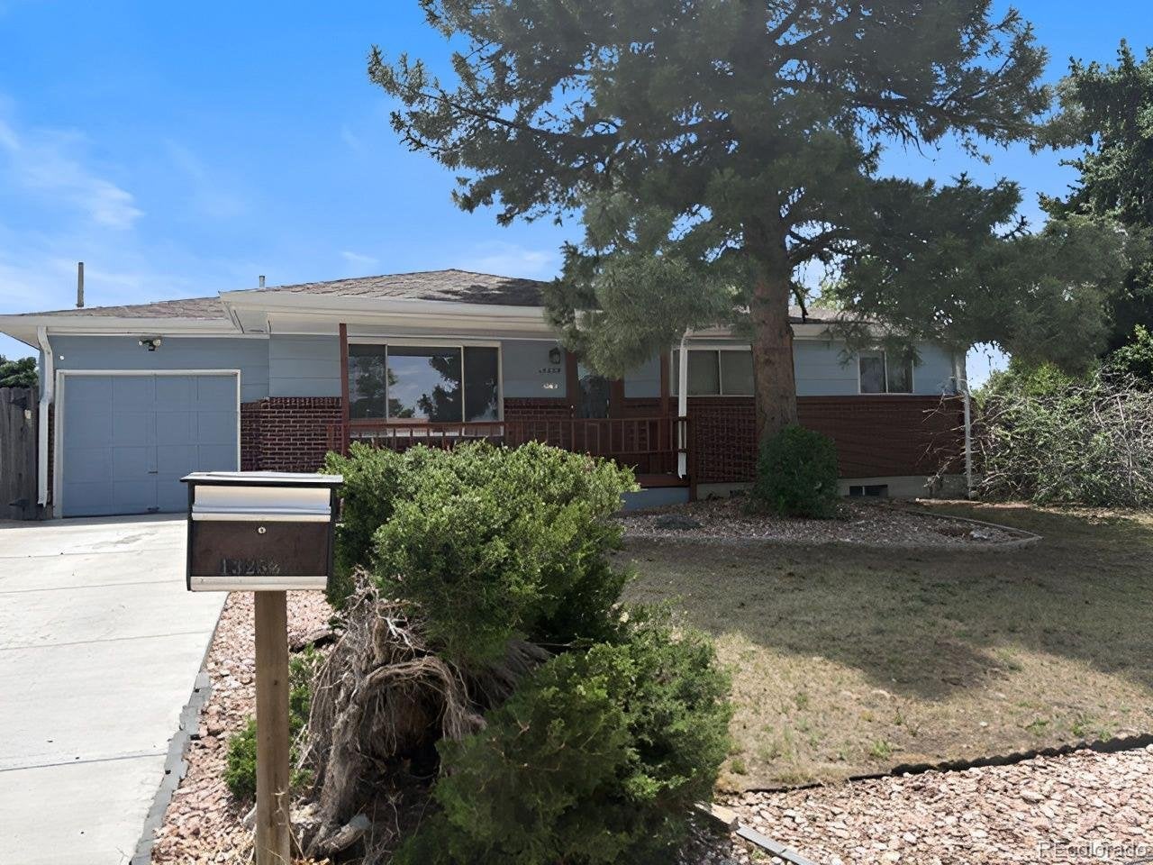 13258 Alaska Pl, Aurora, CO 80012