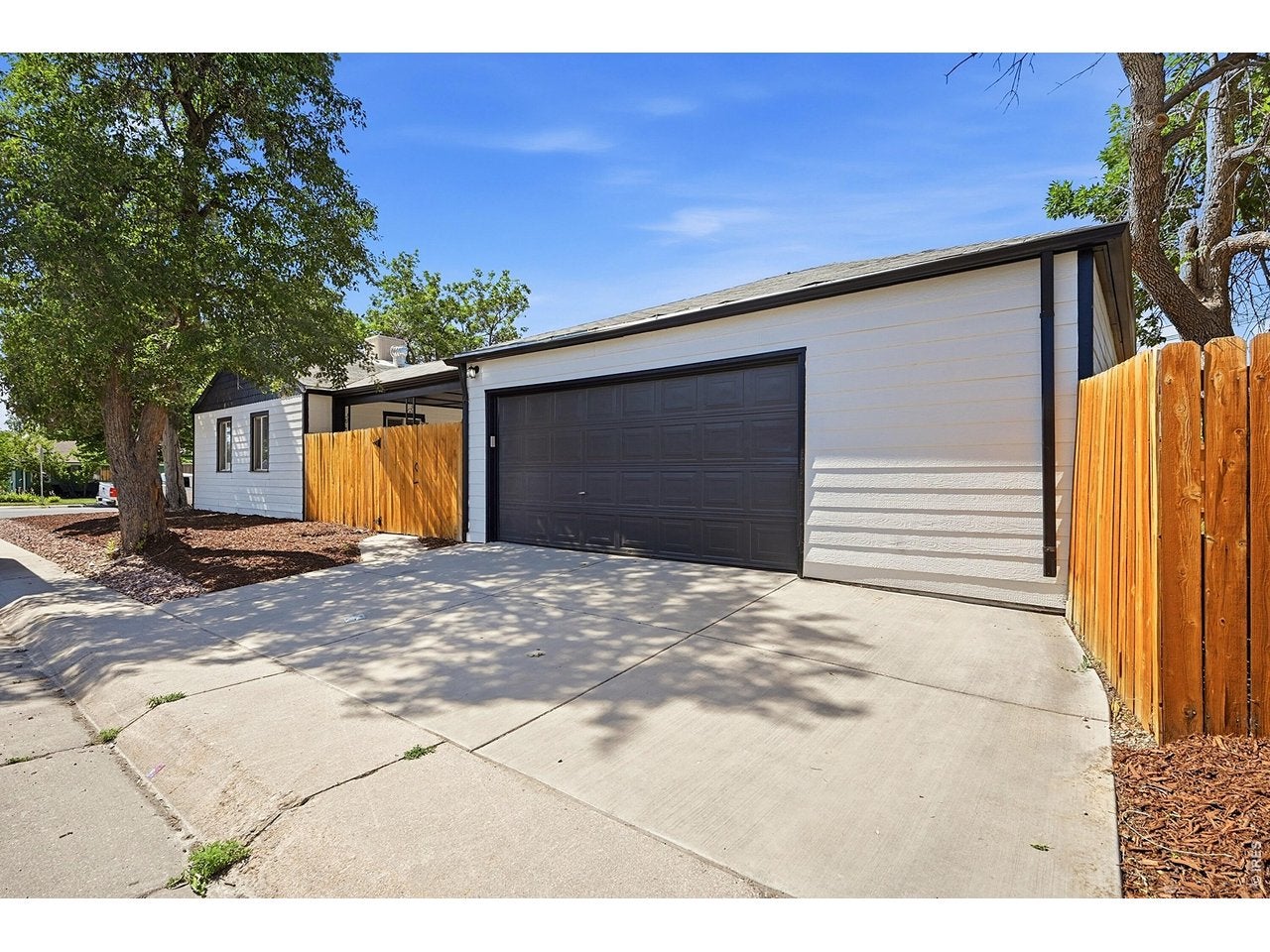 1902 Kenton St, Aurora, CO 80010 photo