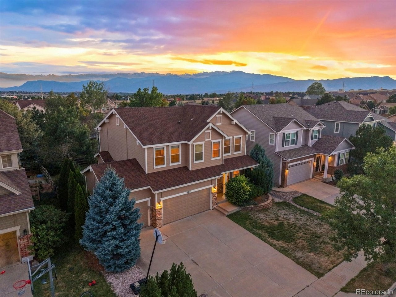 5637 Cross Creek Dr, Colorado Springs, CO 80924