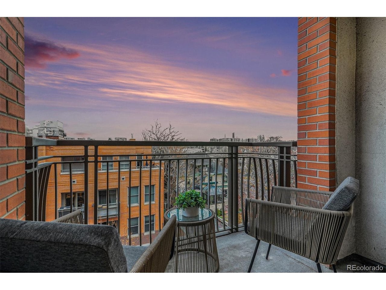 1630 Clarkson St, Denver, CO 80218