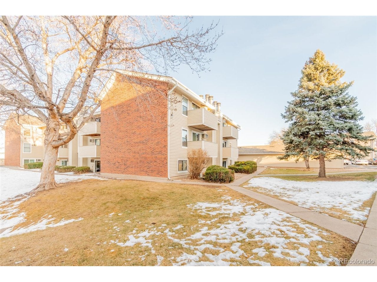 10150 Virginia Ave, Denver, CO 80247