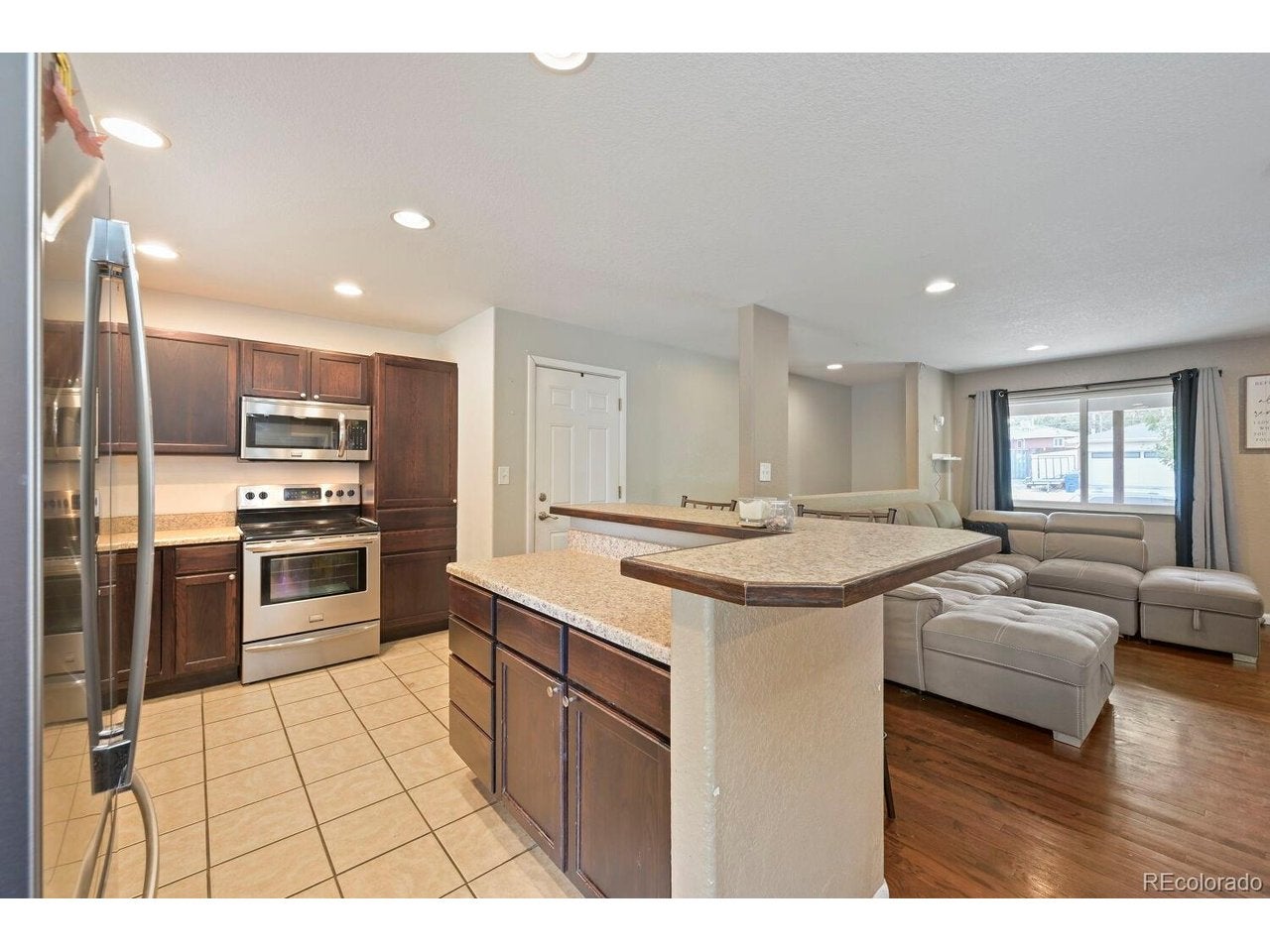 1248 S Eaton St, Lakewood, CO 80232 photo