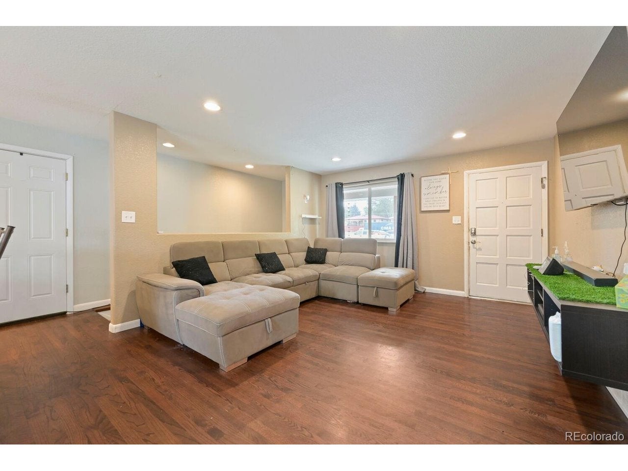 1248 S Eaton St, Lakewood, CO 80232 photo