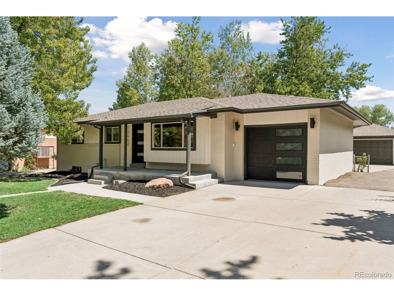 13442 24 Pl, Golden, CO 80401