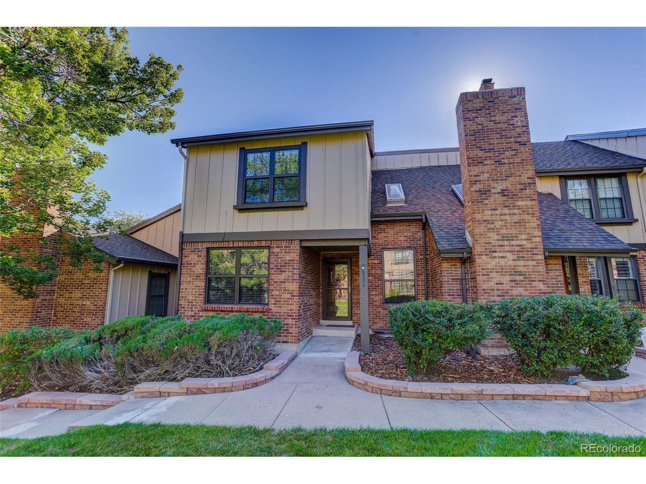 8254 Phillips Pl, Centennial, CO 80112