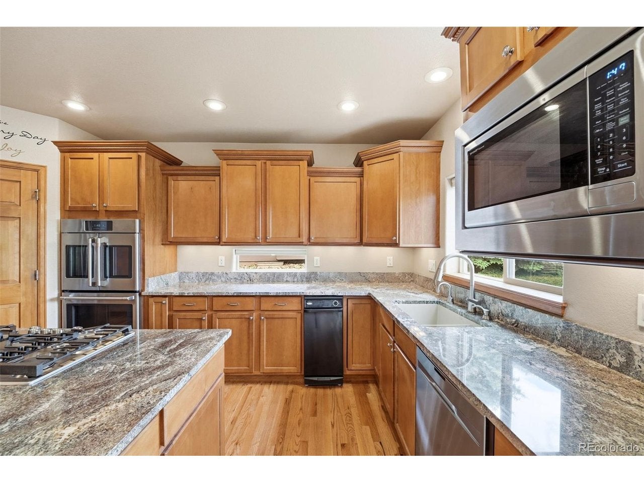 1630 Oakmont Dr, Colorado Springs, CO 80921 photo